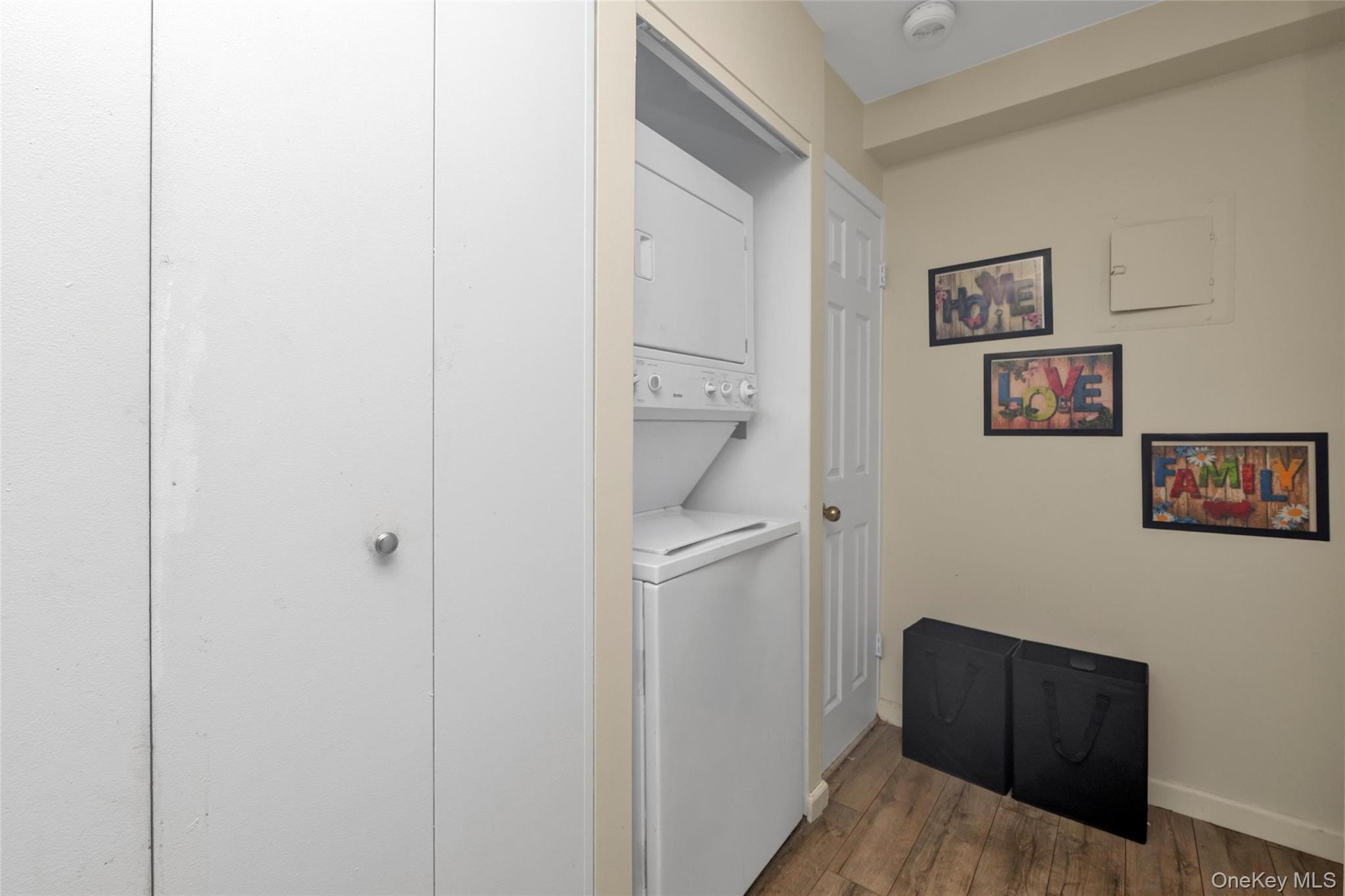 55-36 69th Place, Unit R3 Queens, NY 11378 - Photo 11 of 12