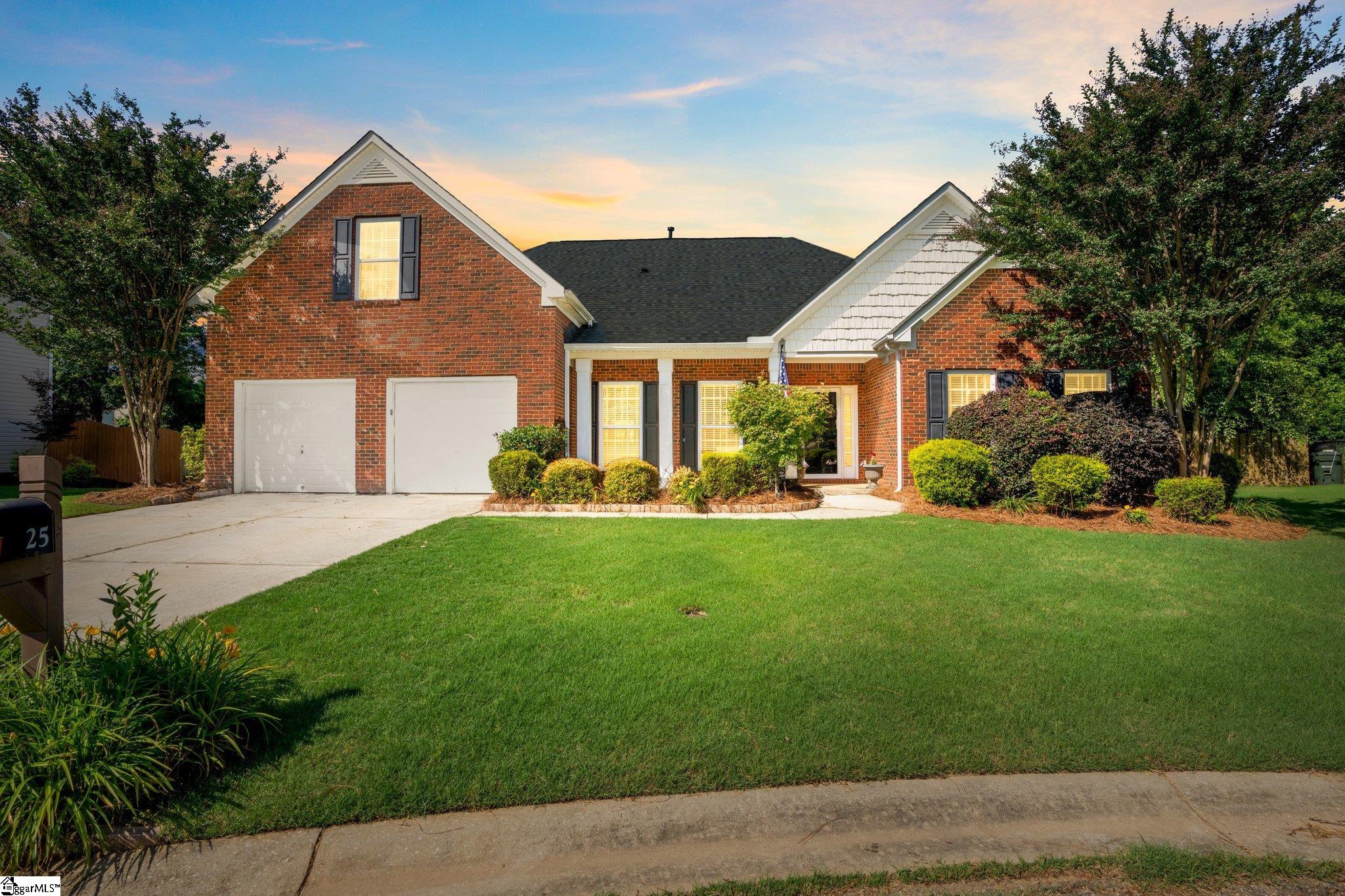 25 Springleaf Court Simpsonville, SC 29681 - Photo 1 of 36 Gallery Image 1