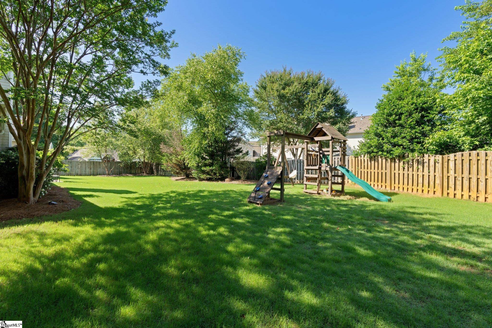 25 Springleaf Court Simpsonville, SC 29681 - Photo 32 of 36 Gallery Image 32