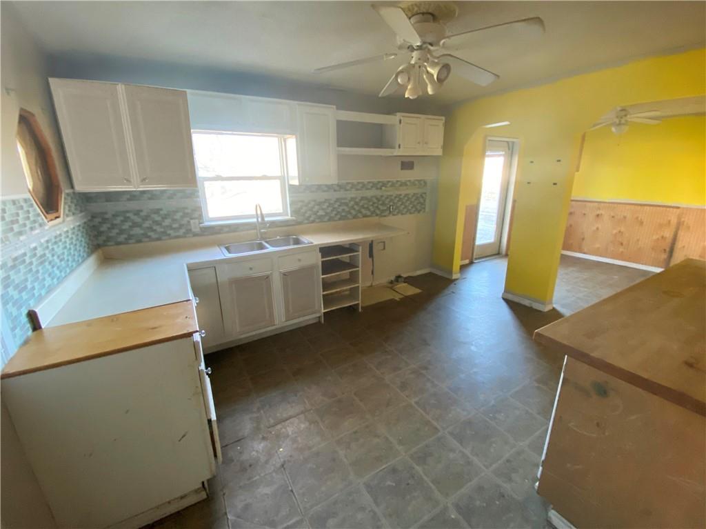 110 West Riley Street Easton, KS 66020 - Photo 13 of 27