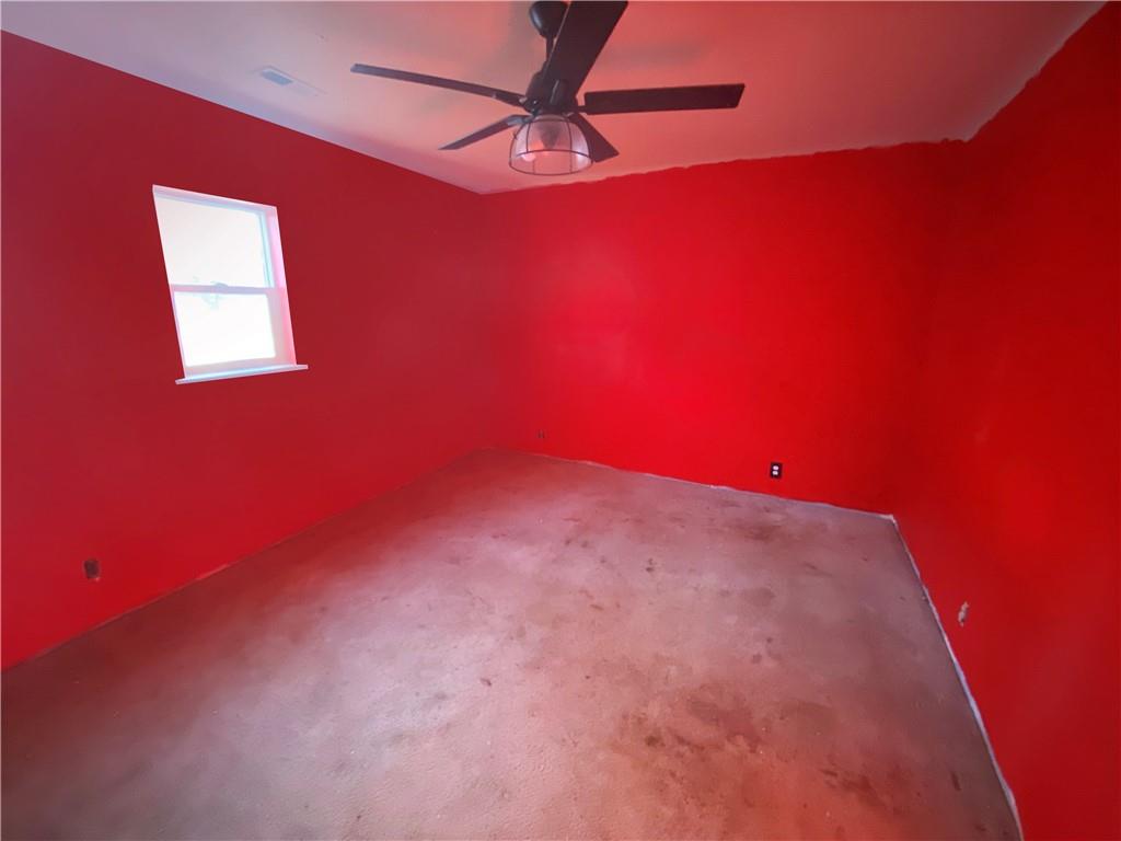 110 West Riley Street Easton, KS 66020 - Photo 20 of 27