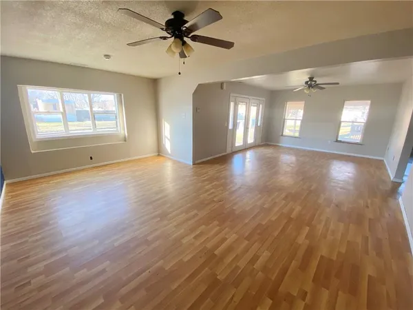 $79,000 | 110 West Riley Street, Easton, KS 66020
