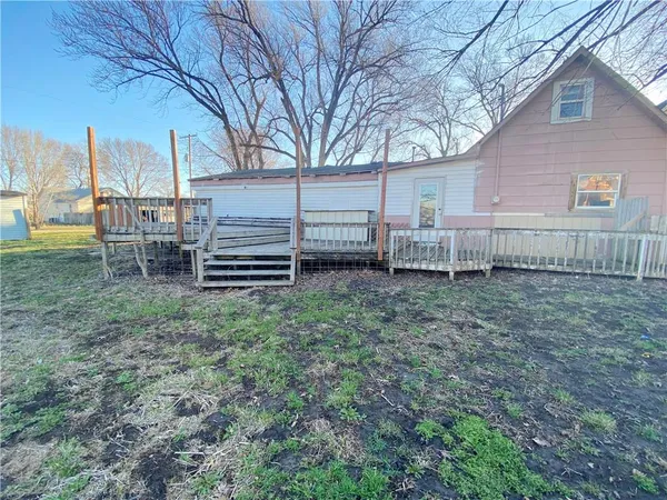 $79,000 | 110 West Riley Street, Easton, KS 66020