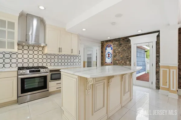 $1,349,000 | 905 Washington Avenue, Green Brook, NJ 08812