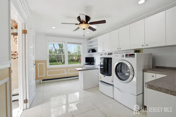 $1,349,000 | 905 Washington Avenue, Green Brook, NJ 08812