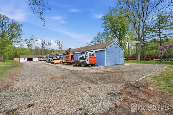 $1,349,000 | 905 Washington Avenue, Green Brook, NJ 08812