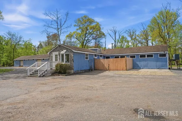 $1,349,000 | 905 Washington Avenue, Green Brook, NJ 08812