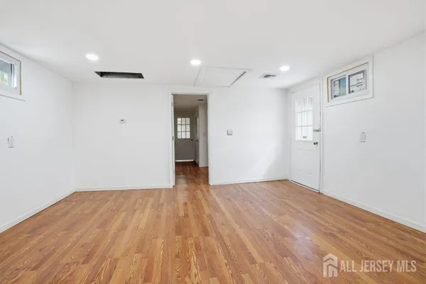 $1,349,000 | 905 Washington Avenue, Green Brook, NJ 08812