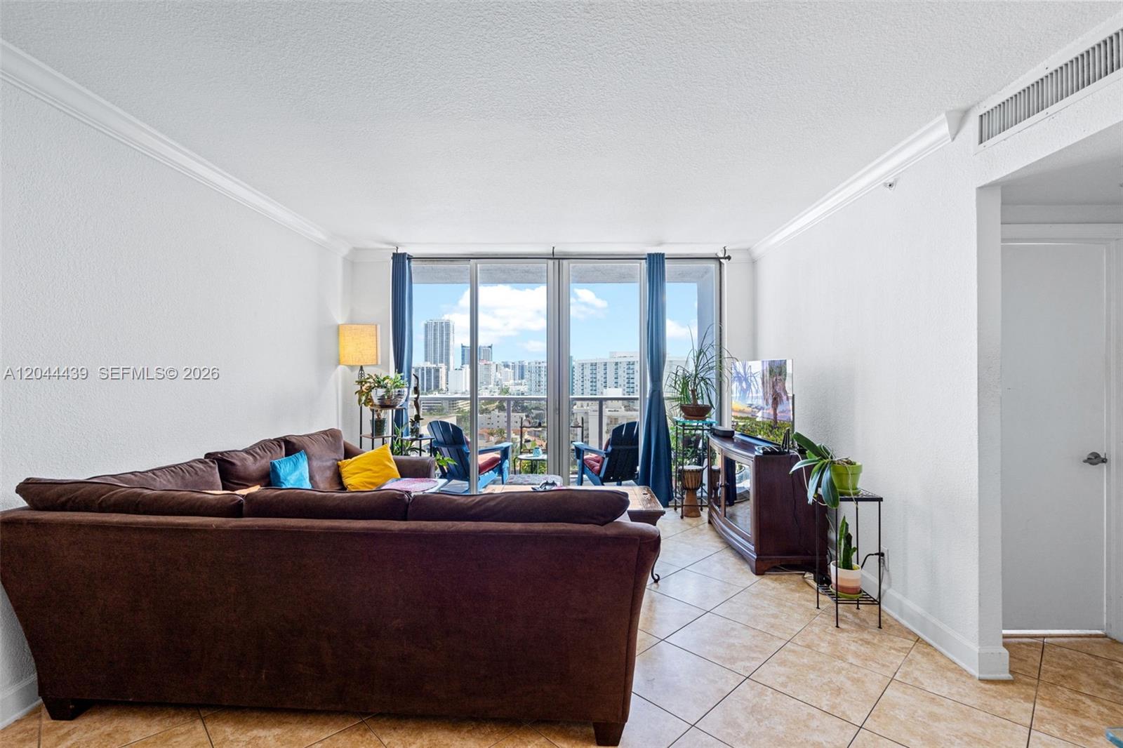 401 69th Street, Unit 1012 Miami Beach, FL 33141 - Photo 22 of 33