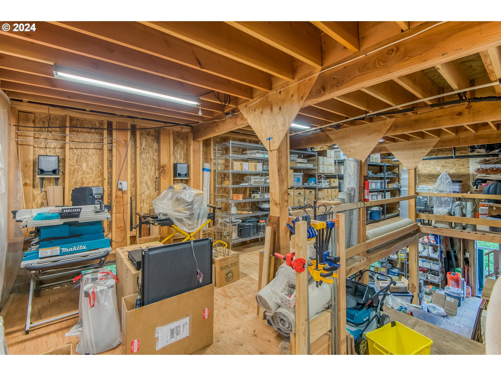 1609 Southwest Joshua Street Portland, OR 97219 - Photo 44 of 48 Storage