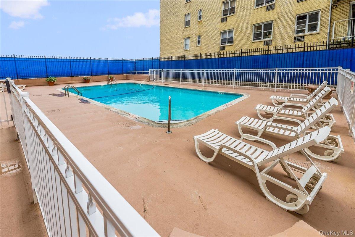 650 Shore Road, Unit 5P Long Beach, NY 11561 - Photo 18 of 29