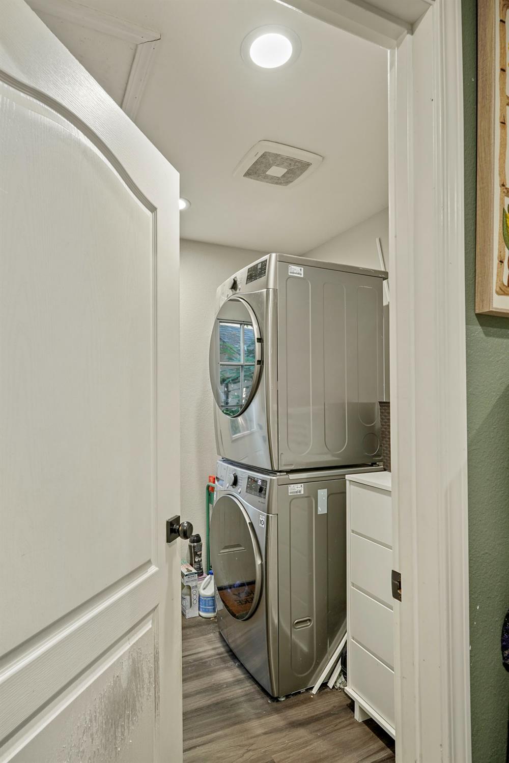 223 Rush Street Lodi, CA 95240 - Photo 15 of 21 a utility room with dryer and washer