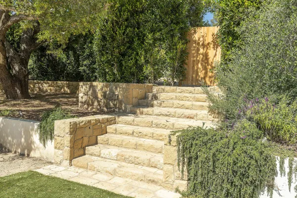 $9,425,000 | 487 Hot Springs Road, Santa Barbara, CA 93108