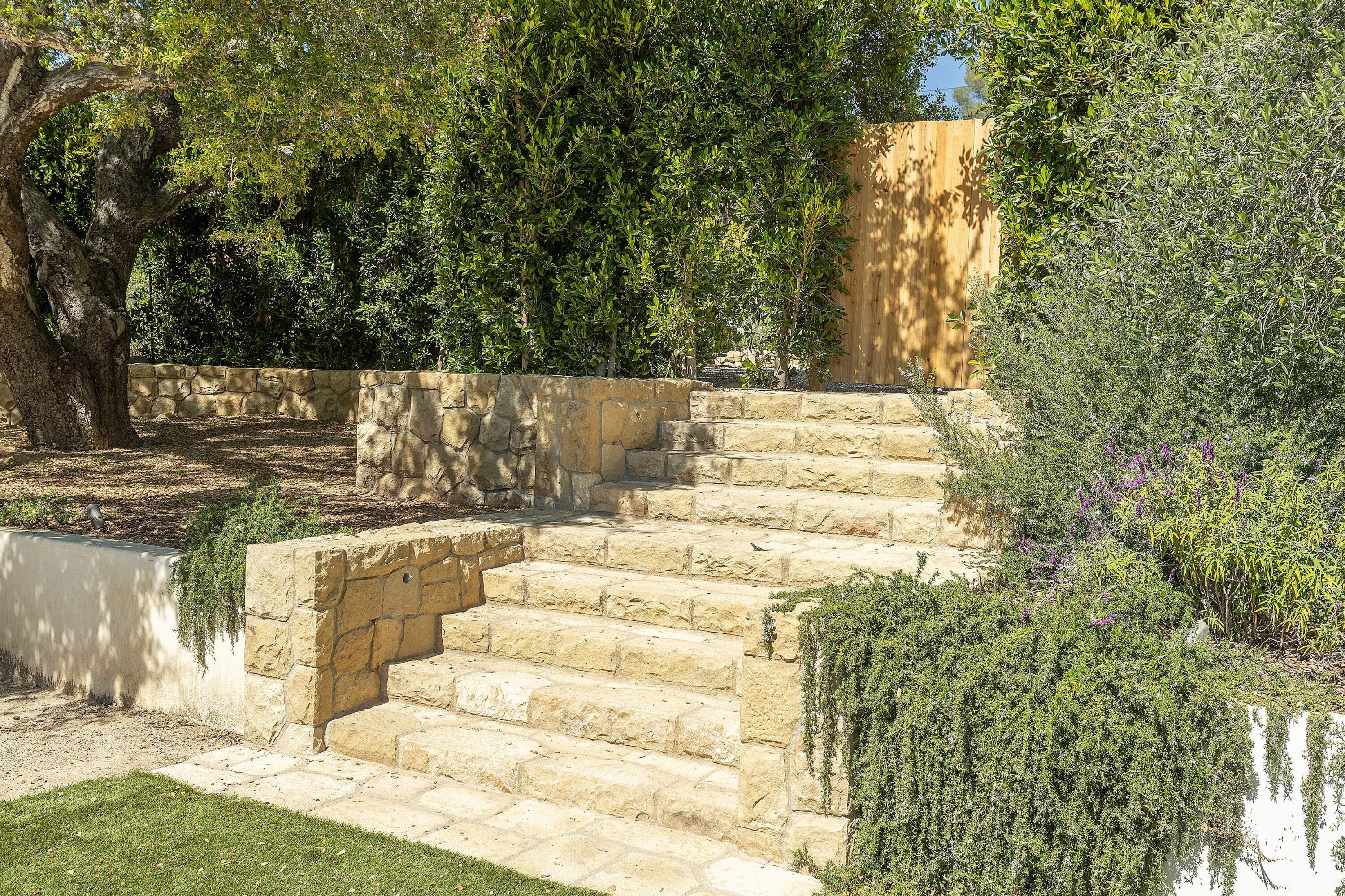 487 Hot Springs Road Santa Barbara, CA 93108 - Photo 18 of 47 487 Hot Springs Road - FH8BR4(18)