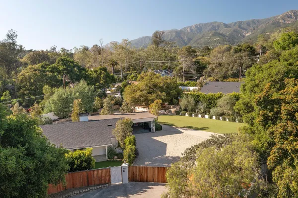 $9,425,000 | 487 Hot Springs Road, Santa Barbara, CA 93108