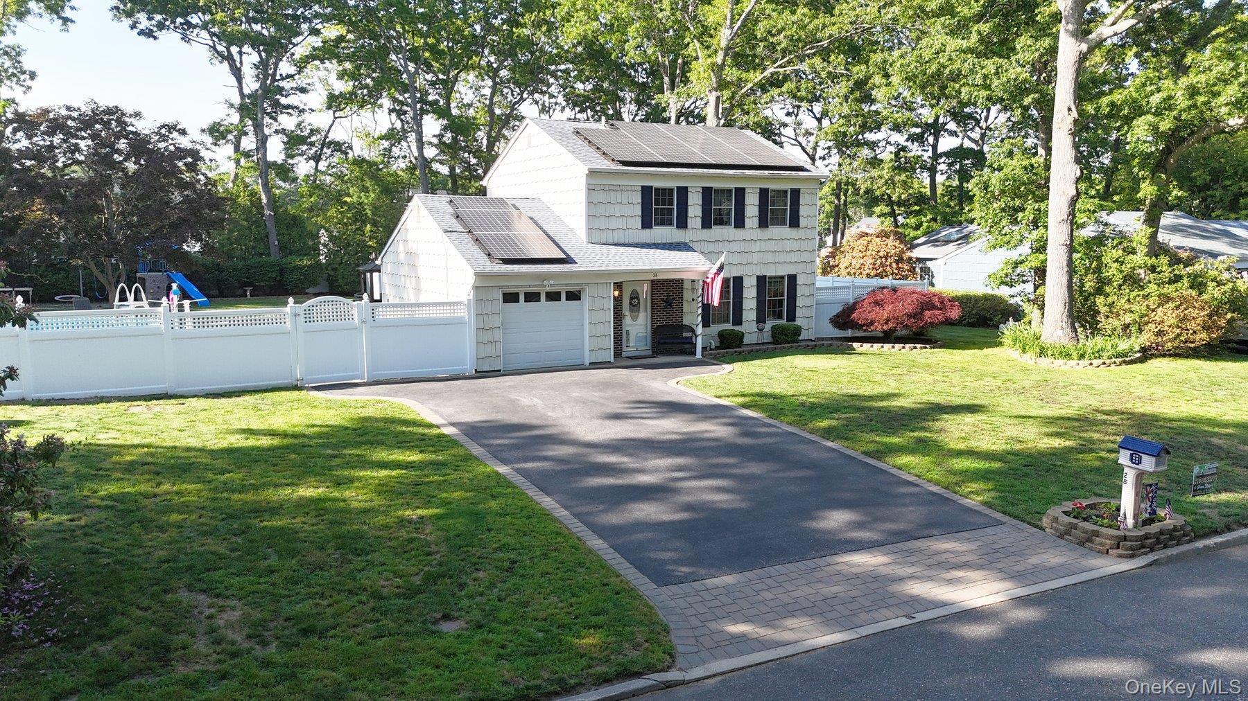 28 Cedar Heights Drive Ridge, NY 11961 - Photo 2 of 30