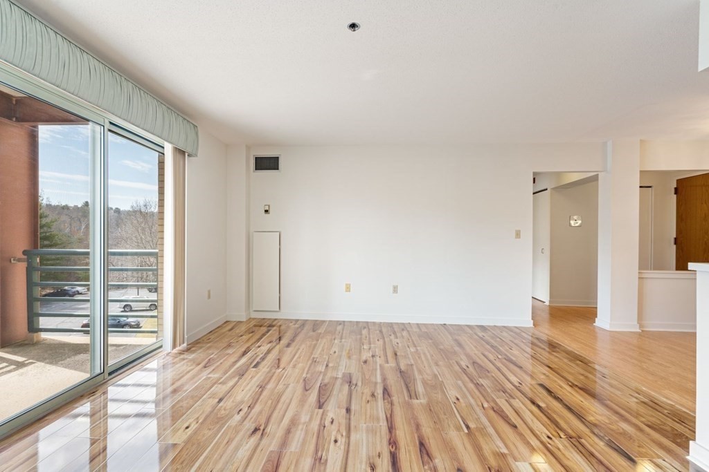 273 Cambridge Road, Unit 407 Woburn, MA 01801 - Photo 12 of 23 Gallery Image 12