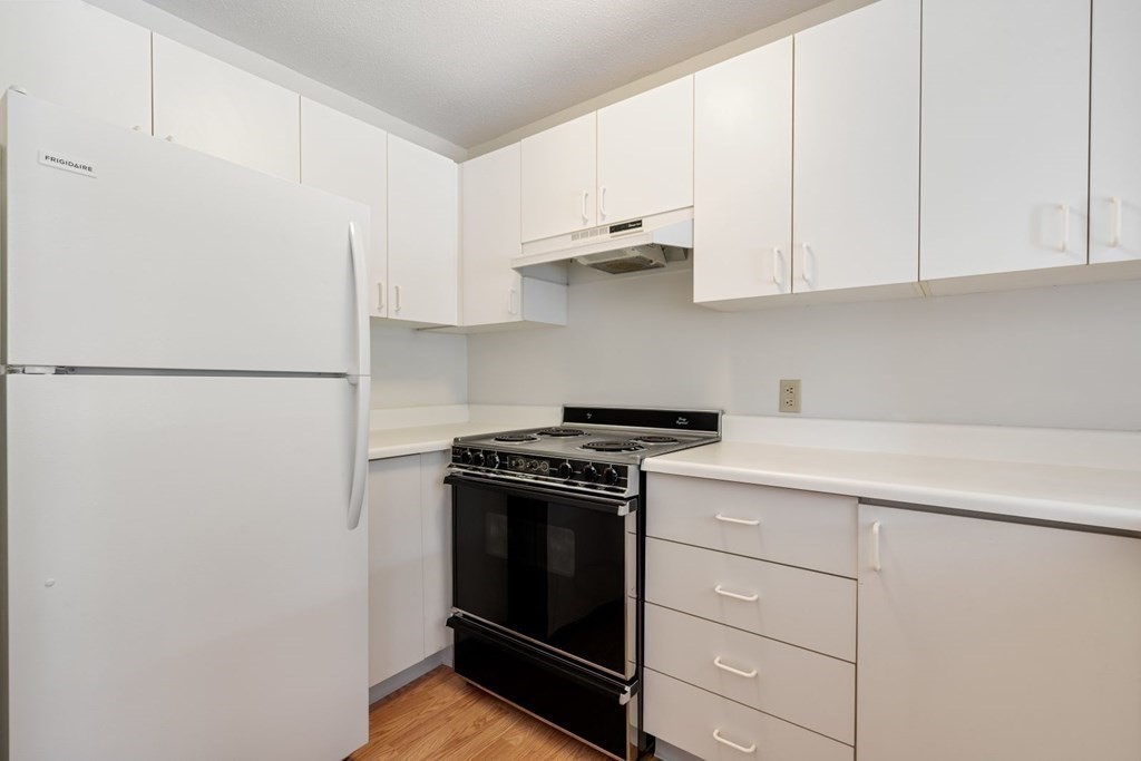 273 Cambridge Road, Unit 407 Woburn, MA 01801 - Photo 17 of 23 Gallery Image 17