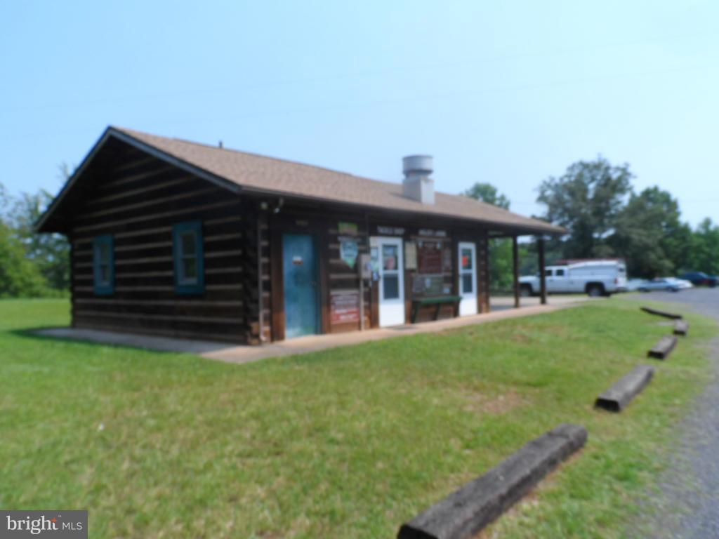 20144 Lake Orange Road Orange, VA 22960 - Photo 20 of 24 Community