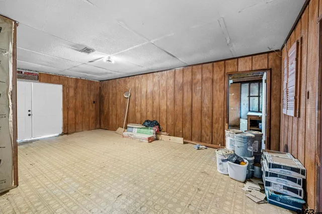 $194,900 | 1767 Willow Oak Road, Gladewater, TX 75647