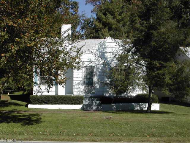 401 East Springfield Road High Point, NC 27263 - Photo 1 of 1 Exterior Front.