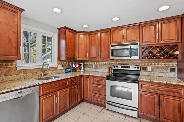 $975,000 | 66 Old Stow Road, Concord, MA 01742