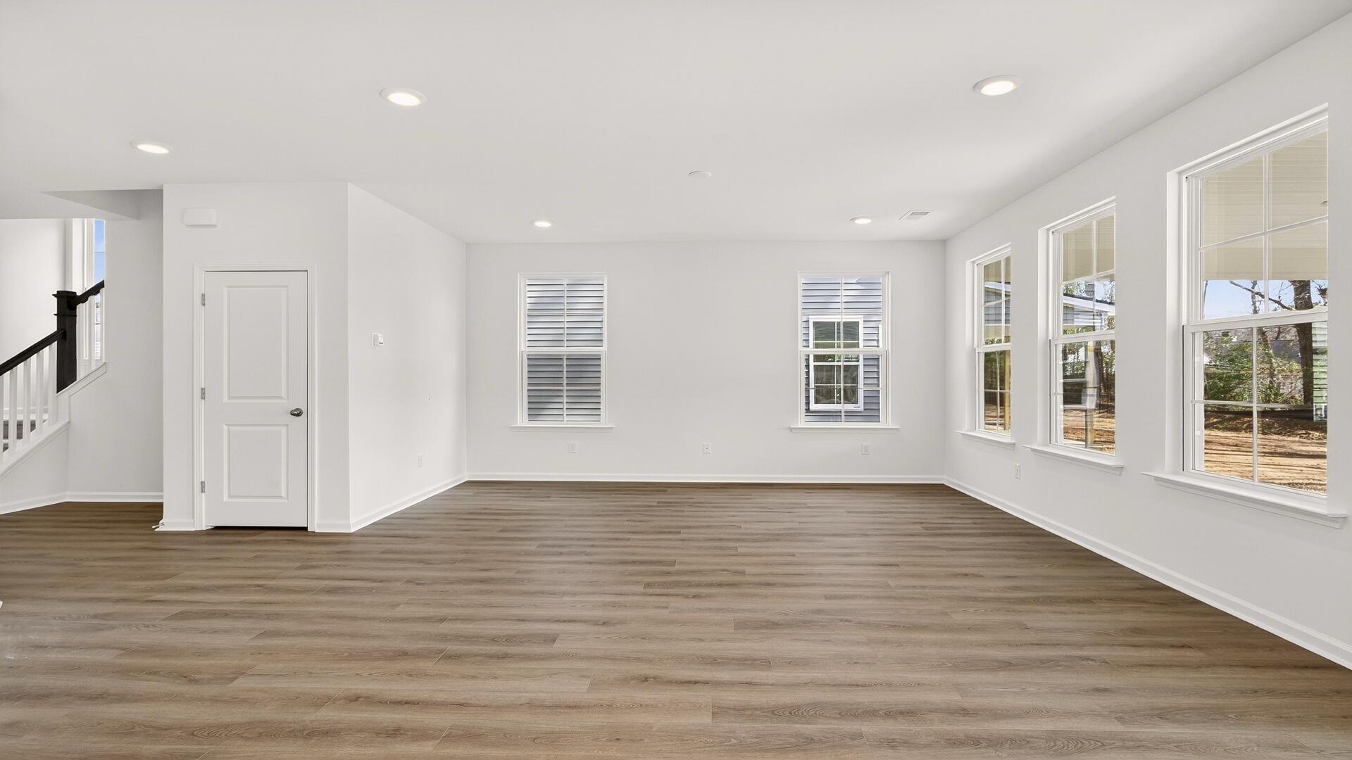425 Cadbury Loop Summerville, SC 29486 - Photo 6 of 21