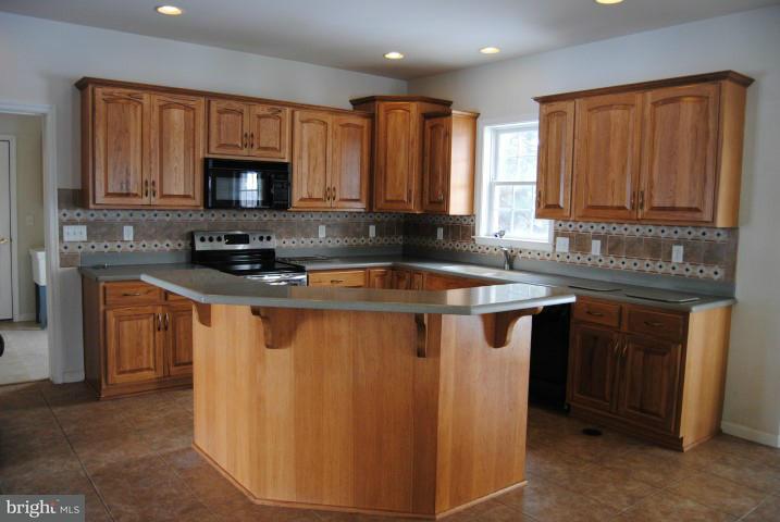 971 Hoffer Road Annville, PA 17003 - Photo 3 of 25 Gallery Image 3