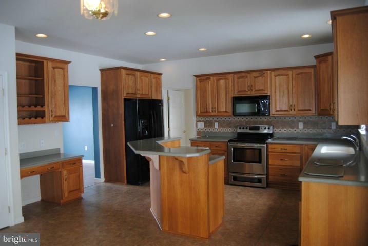 971 Hoffer Road Annville, PA 17003 - Photo 4 of 25 Gallery Image 4