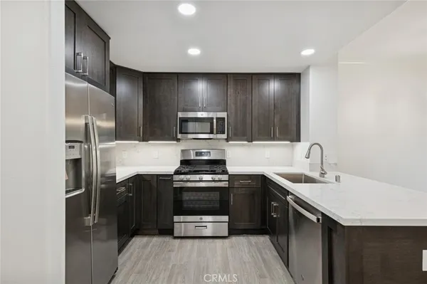 $615,000 | 2202 Watermarke Place, Irvine, CA 92612