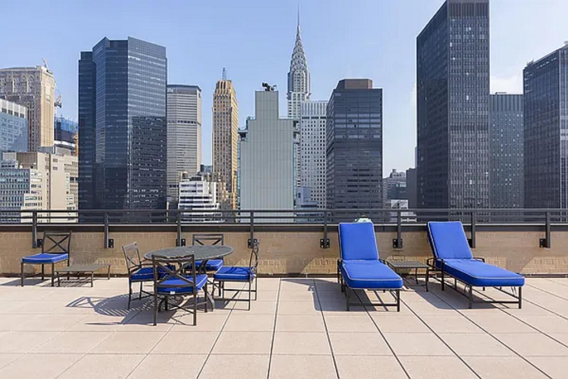 137 East 36th Street, Unit 5B Manhattan, NY 10016 - Photo 16 of 30 a view of roof with sitting area