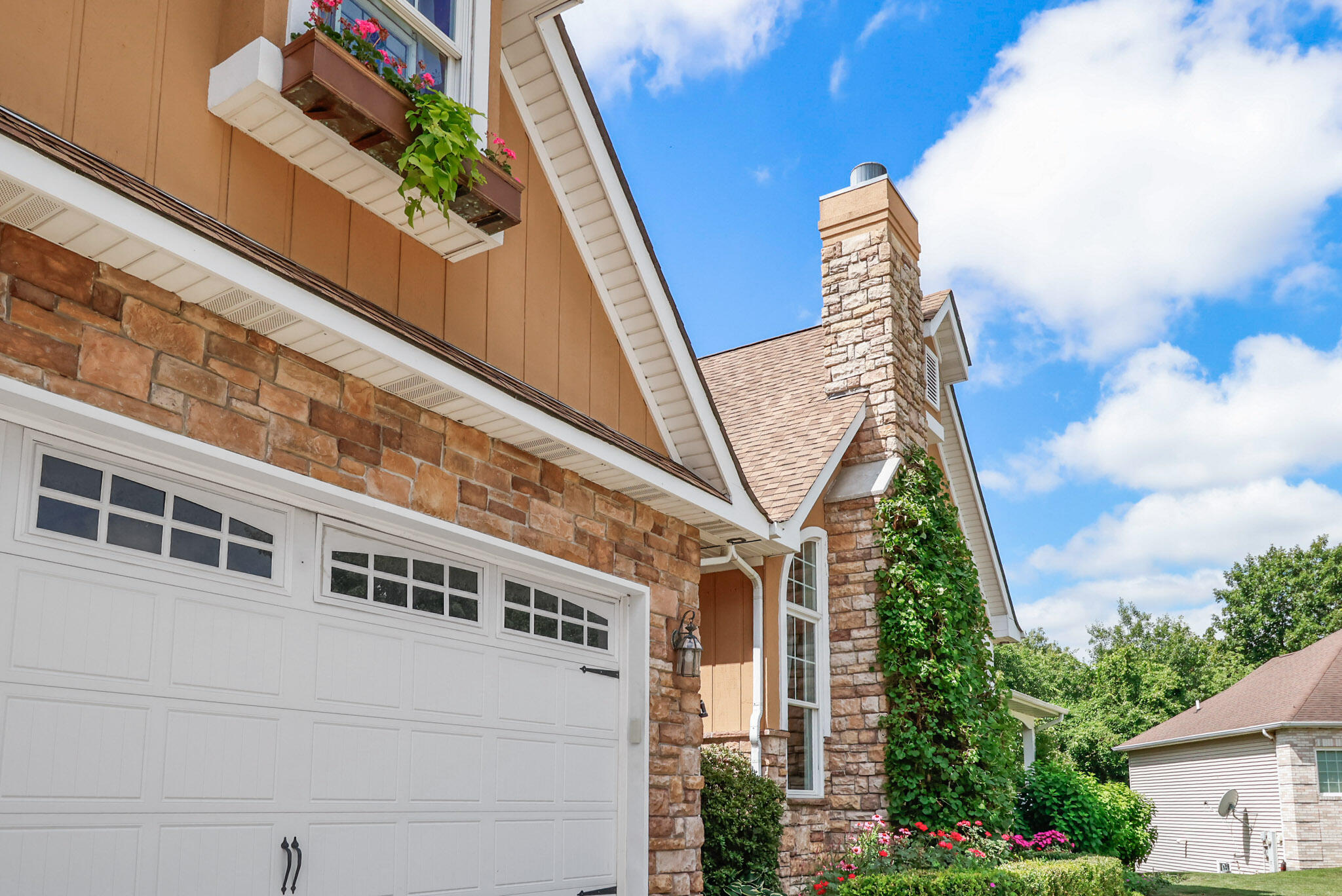 709 Pennock Circle Crown Point, IN 46307 - Photo 4 of 67 2048x1368