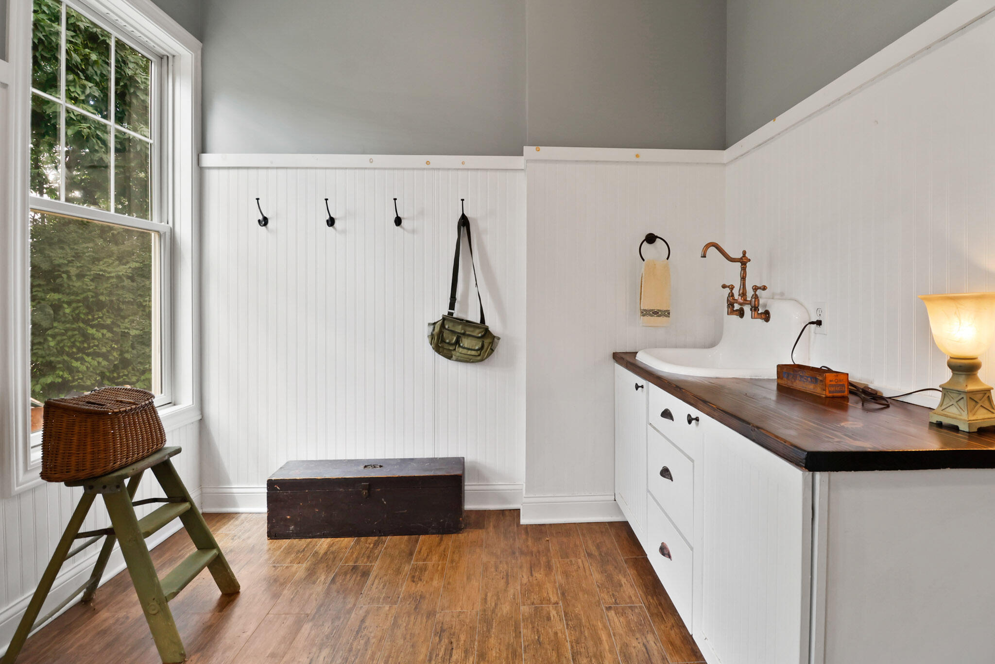 709 Pennock Circle Crown Point, IN 46307 - Photo 56 of 67 a room with a window and a dresser