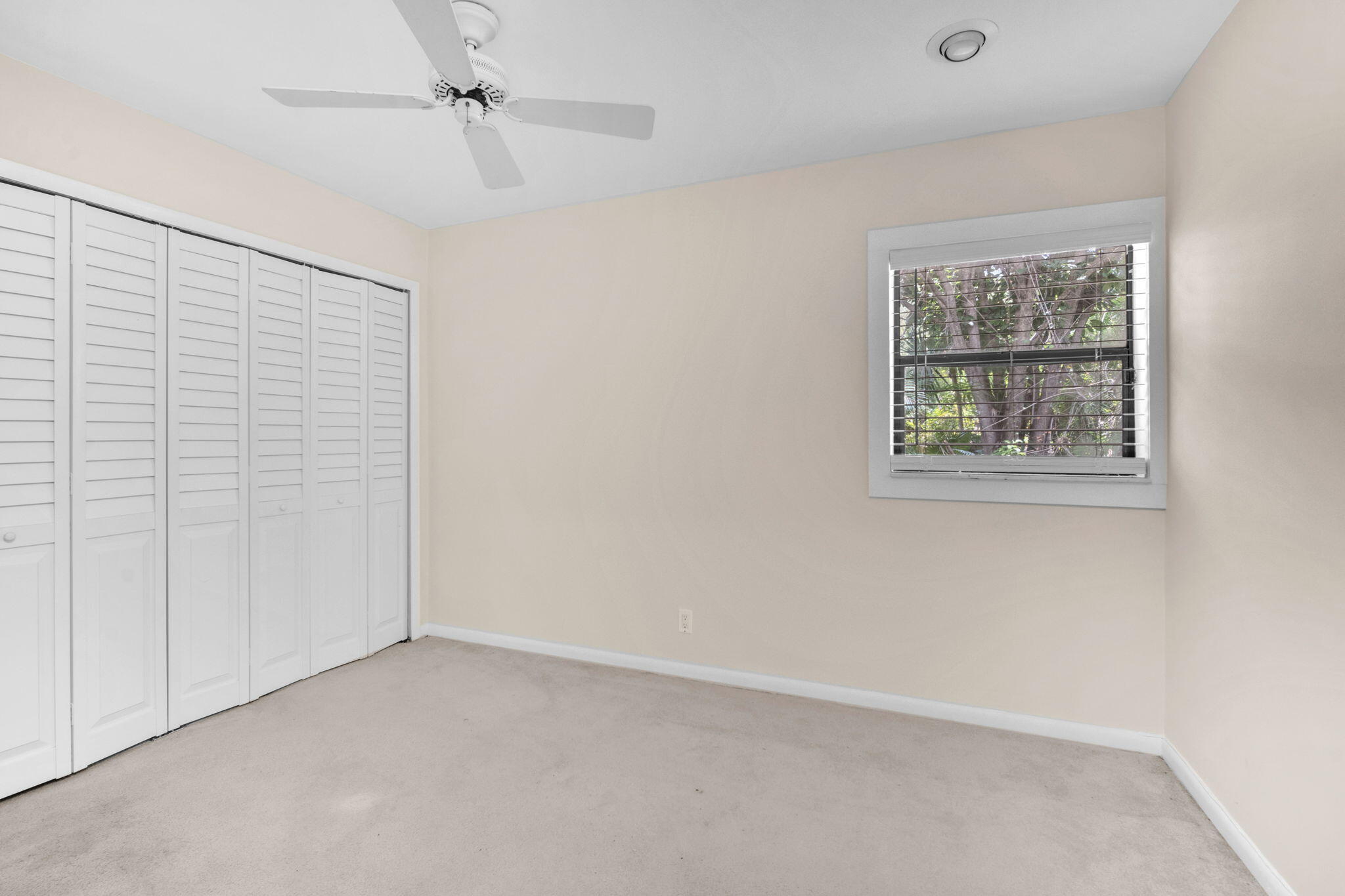 6794 Giralda Circle Boca Raton, FL 33433 - Photo 12 of 49 an empty room with a window