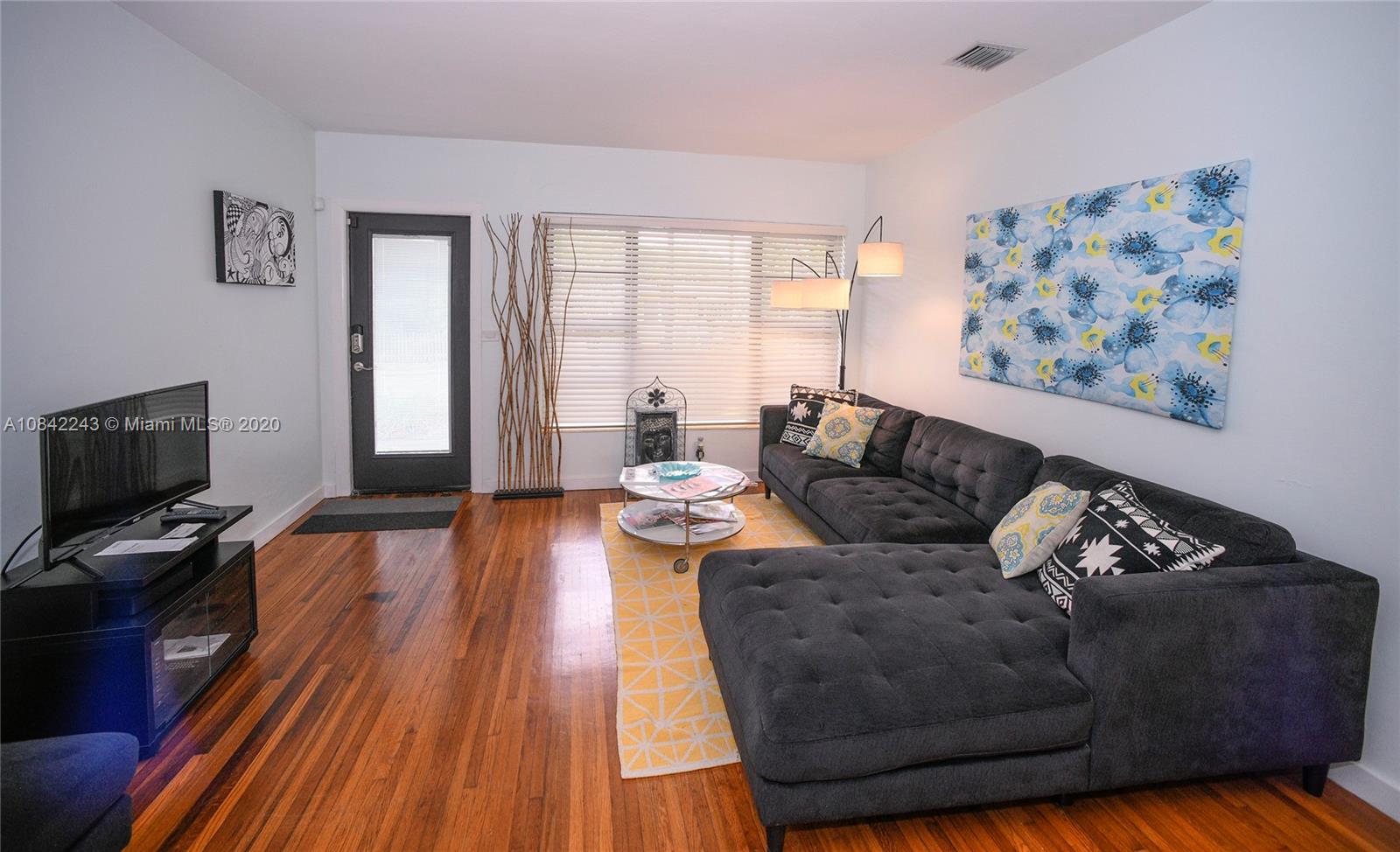 2 Northeast 44th Street, Unit 4 Miami, FL 33137 - Photo 7 of 11