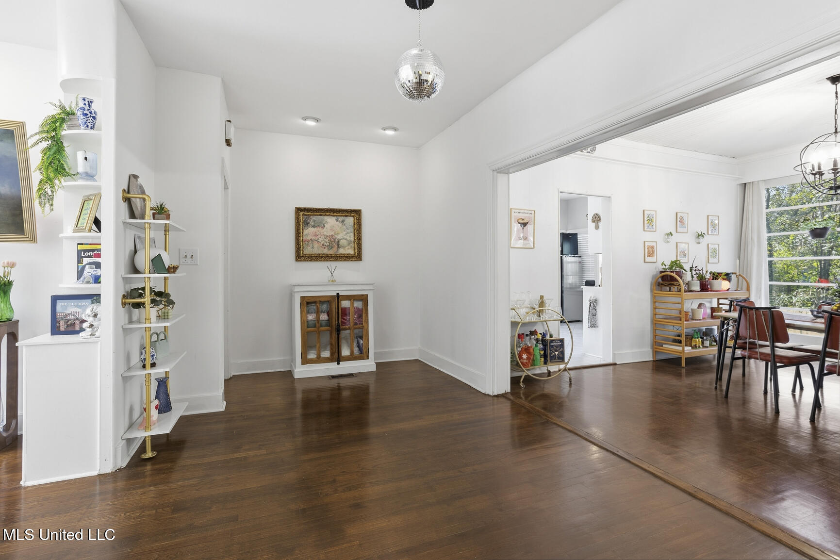 4023 Robin Drive Jackson, MS 39206 - Photo 8 of 32 4023 Robin-10