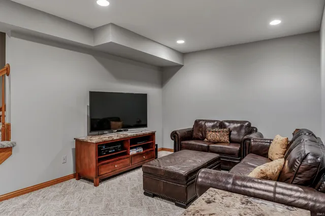 $575,000 | 14313 Shore Oaks Cove, Fort Wayne, IN 46814