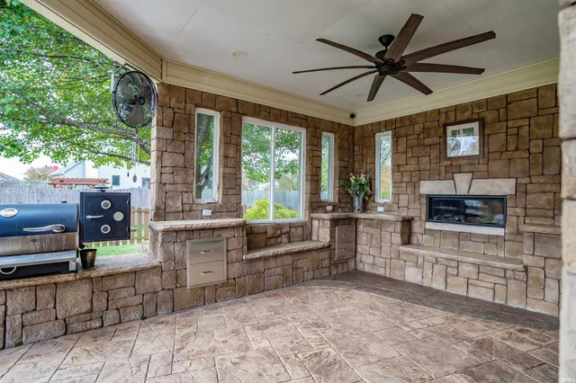 $575,000 | 14313 Shore Oaks Cove, Fort Wayne, IN 46814