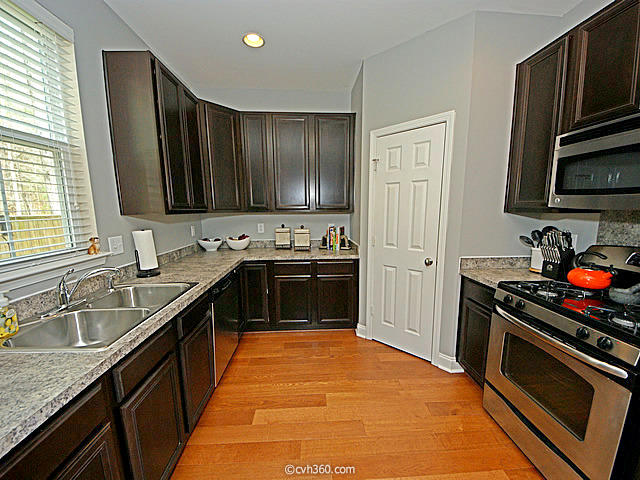 114 Instructor Court Ladson, SC 29456 - Photo 9 of 32 09