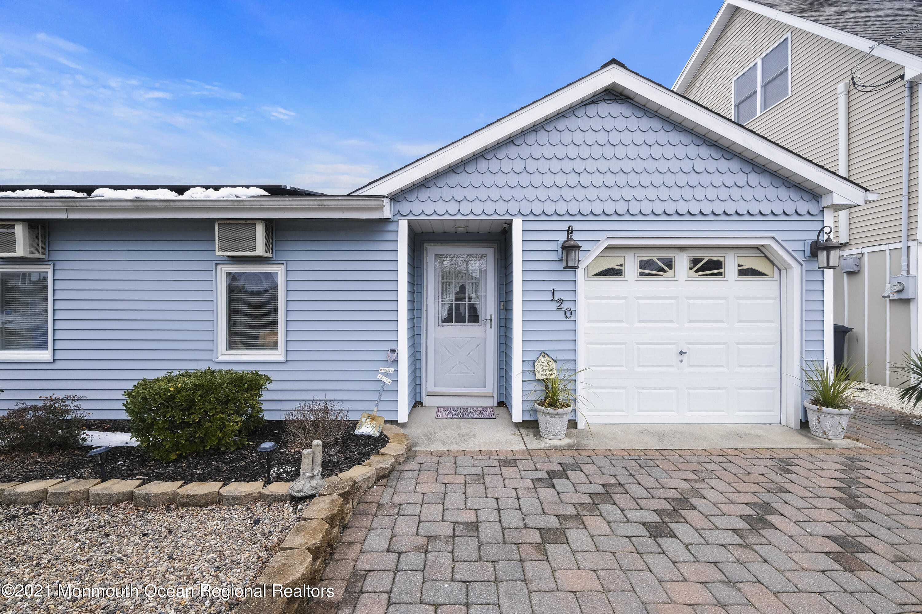 120 Morton Drive Manahawkin, NJ 08050 - Photo 8 of 20 F1AB0993-B5EE-4377-9034-A06EF2D29C34