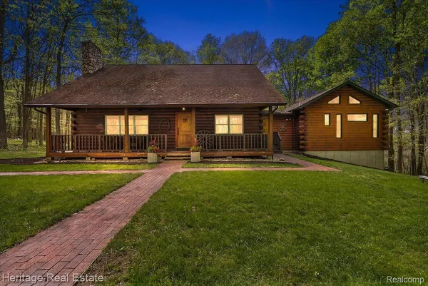 $690,000 | 51323 County Road 215, Lawrence, MI 49064