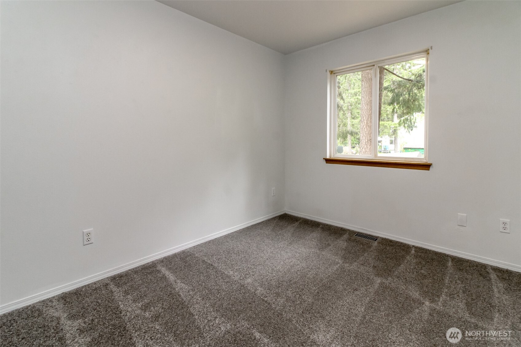 624 Southeast Pine Road Port Orchard, WA 98367 - Photo 17 of 35 Gallery Image 17