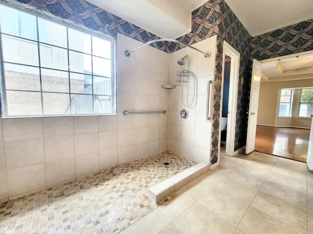 $1,995 | 613 Deercreek Lane, Leander, TX 78641