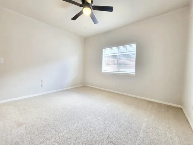 $1,995 | 613 Deercreek Lane, Leander, TX 78641