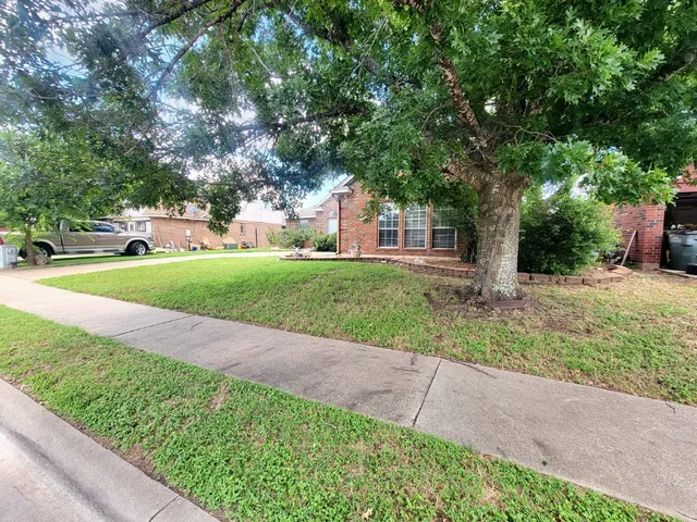 $1,995 | 613 Deercreek Lane, Leander, TX 78641