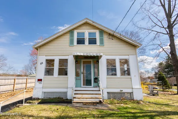 $255,000 | 100 Cheshire Road, Pittsfield, MA 01201