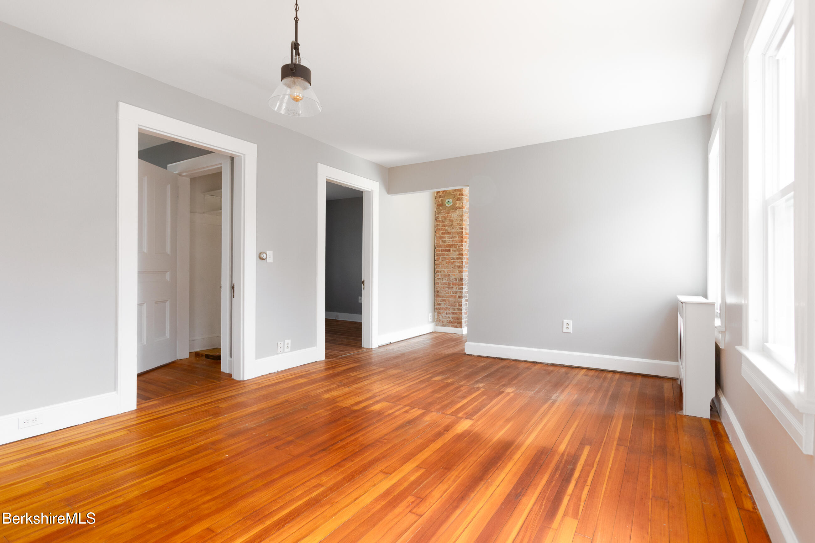 100 Cheshire Road Pittsfield, MA 01201 - Photo 11 of 38 Living Room