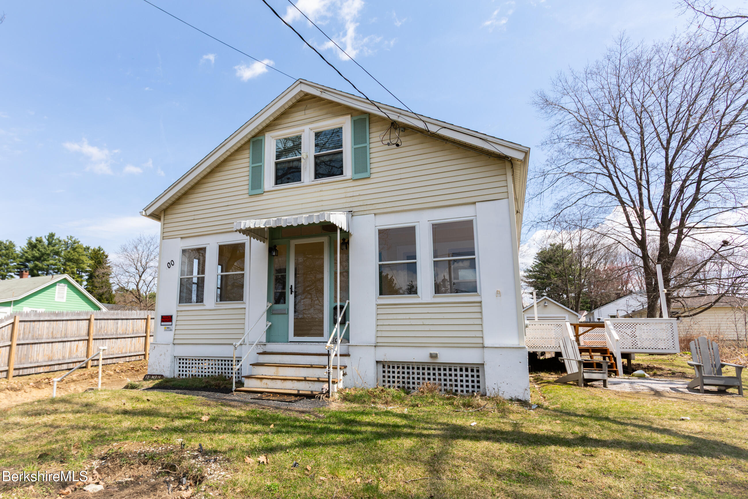 100 Cheshire Road Pittsfield, MA 01201 - Photo 4 of 38 image-38