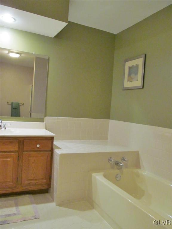 1263 Forest Road Whitehall, PA 18052 - Photo 20 of 25 Gallery Image 20