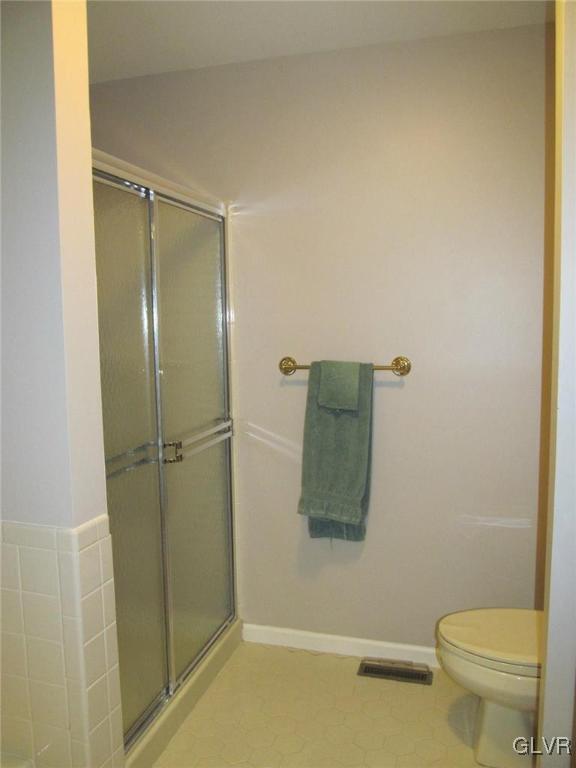 1263 Forest Road Whitehall, PA 18052 - Photo 21 of 25 Gallery Image 21